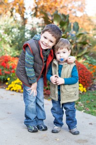 toddler child boy family photo oak park cheney mansion photography appelman images