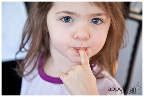 naperville photographer, appelman images photography, lifestyle photo, girl, toddler, iheartfaces, closeup