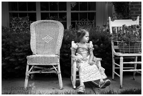 Naperville Child Photograph, Lifestyle, Cinderella, Toddler, Chairs