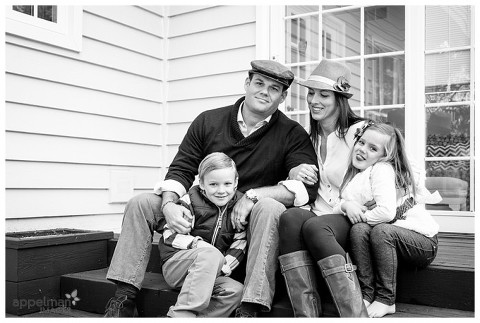 Naperville Photographer for families family of four in black and white