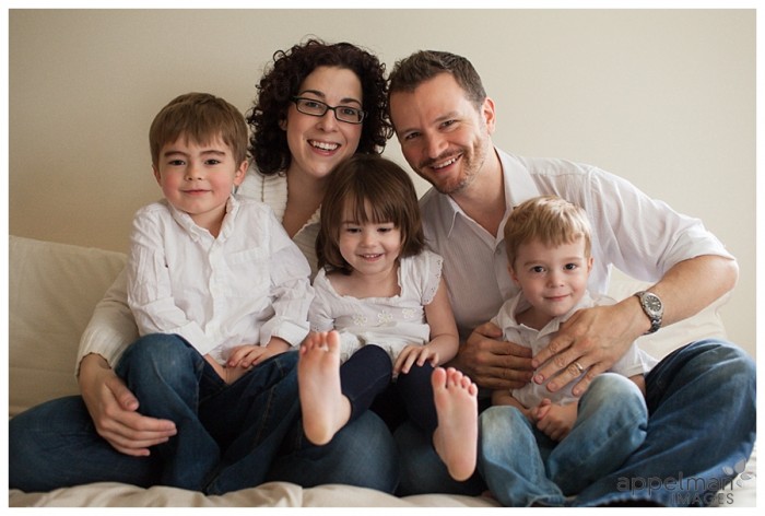 Awesome Family portrait by Lifestyle Family and Child Photographer in Naperville